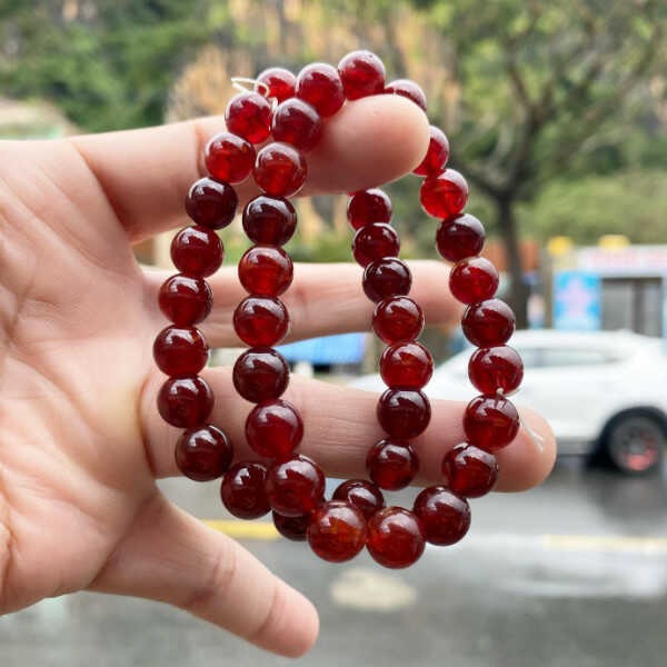 Đá Thạch Anh đỏ giúp nữ Mậu Tý cải thiện sức khỏe